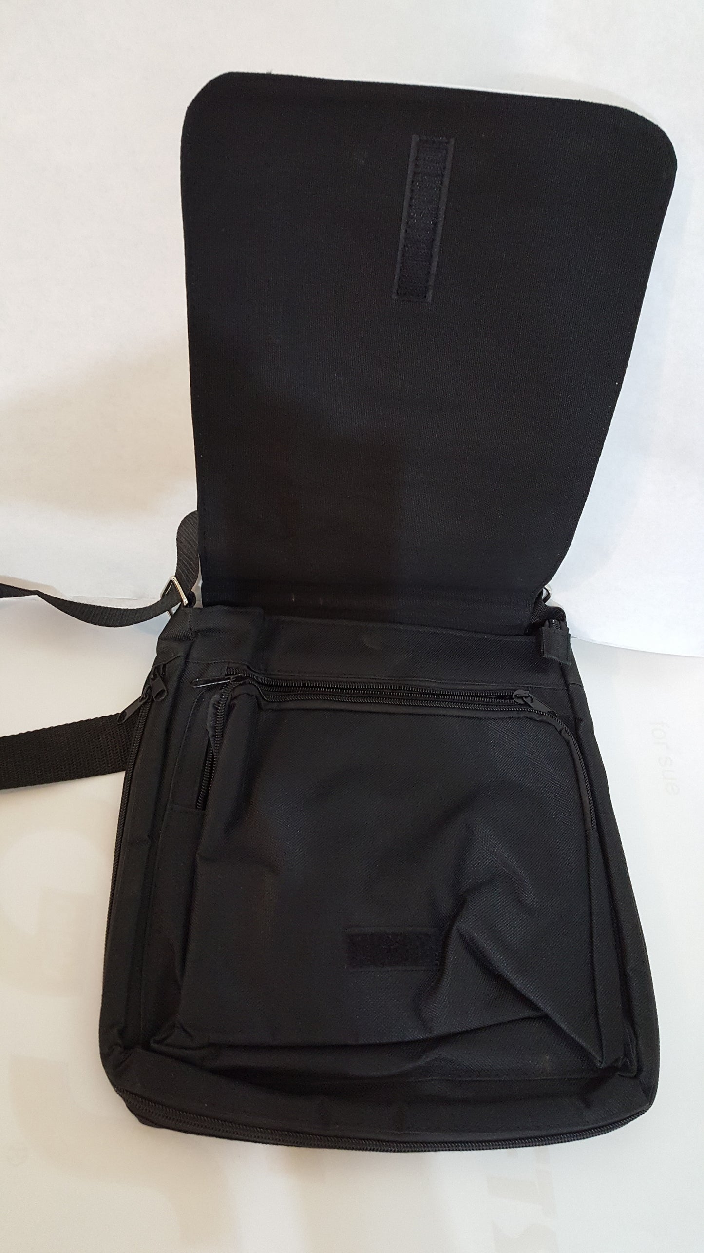 Shoulder Bag / Medium Purse