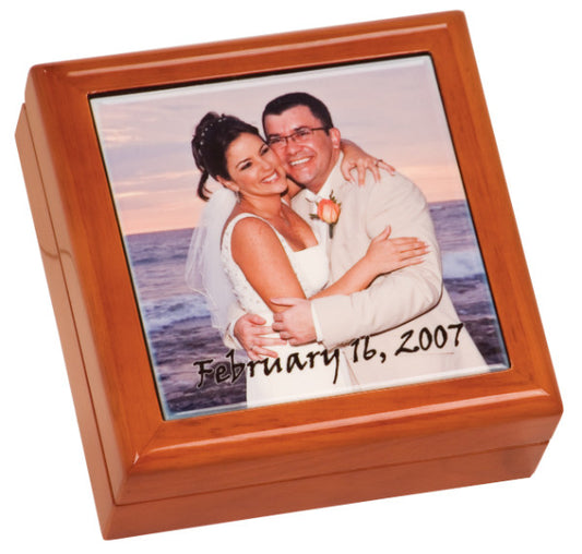 KEEPSAKE BOX WITH PHOTO TILE